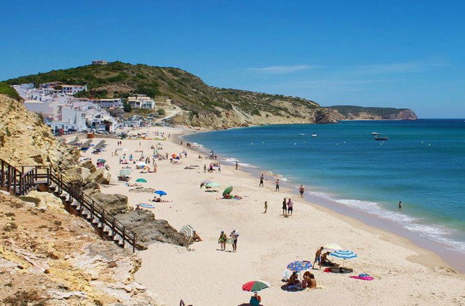 欧洲夏天十大度假胜地 葡萄牙独占两席