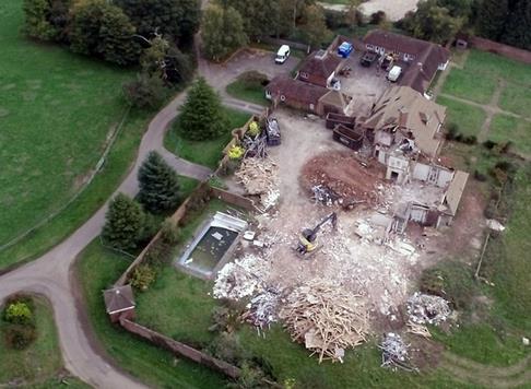 英国女王赠次子婚房被卖 今年将被拆毁